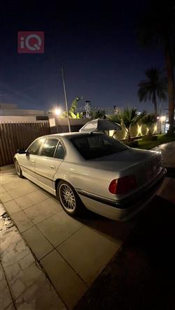 بی ئێم دەبڵیو سیریەس 7